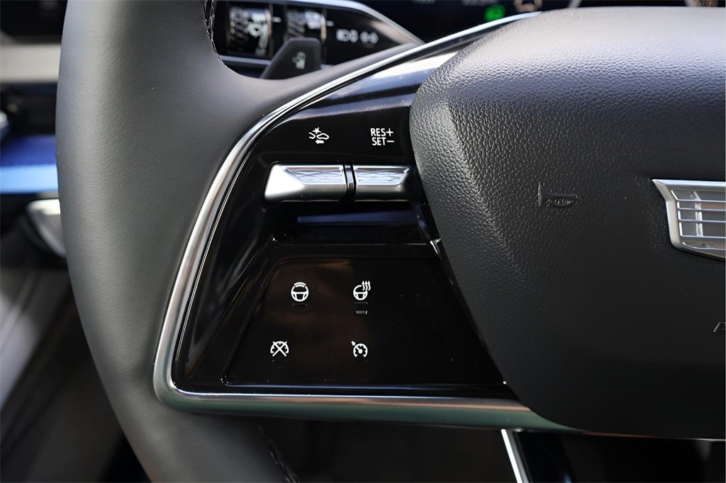 2025 Cadillac OPTIQ Luxury