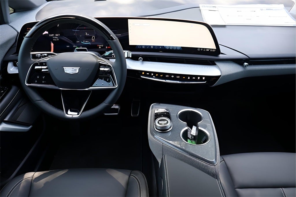 2025 Cadillac OPTIQ SPORT 1