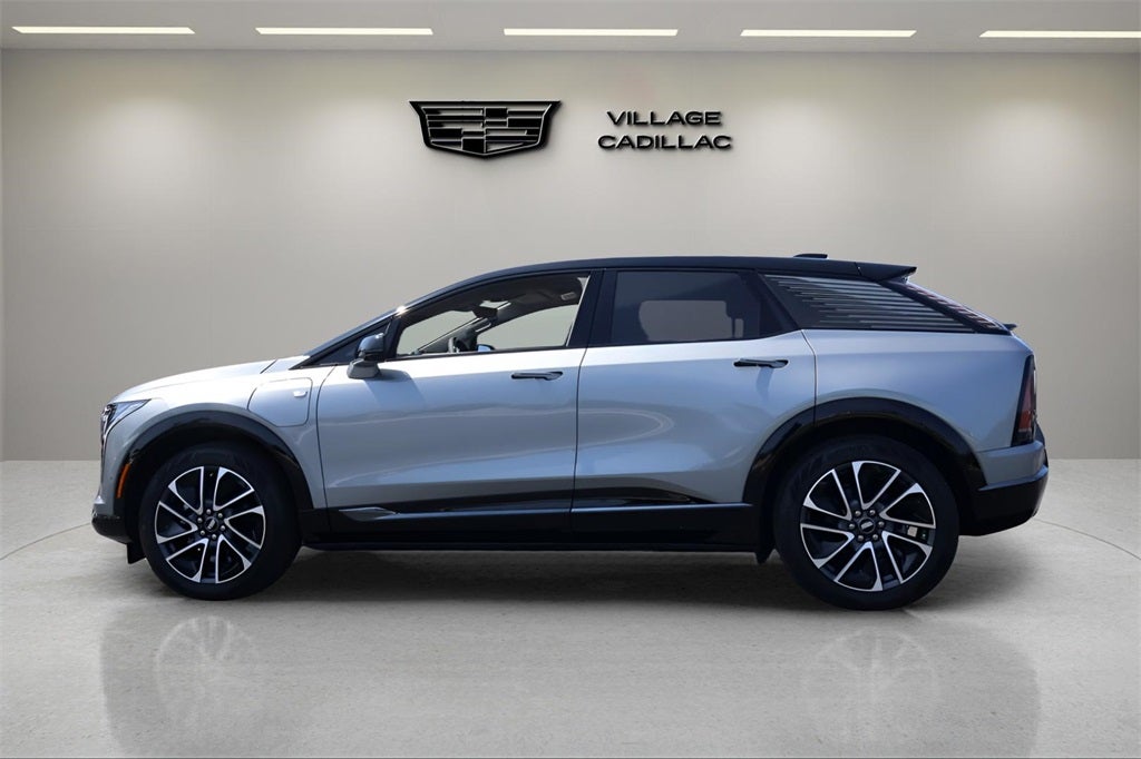 2025 Cadillac OPTIQ SPORT 1