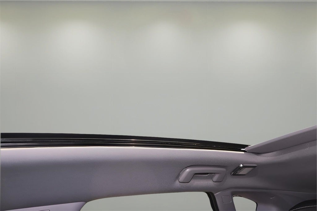 2025 Cadillac OPTIQ SPORT 1