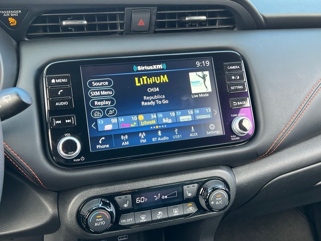 2023 Nissan Kicks SR