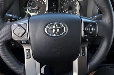 2022 Toyota Tacoma SR5 V6