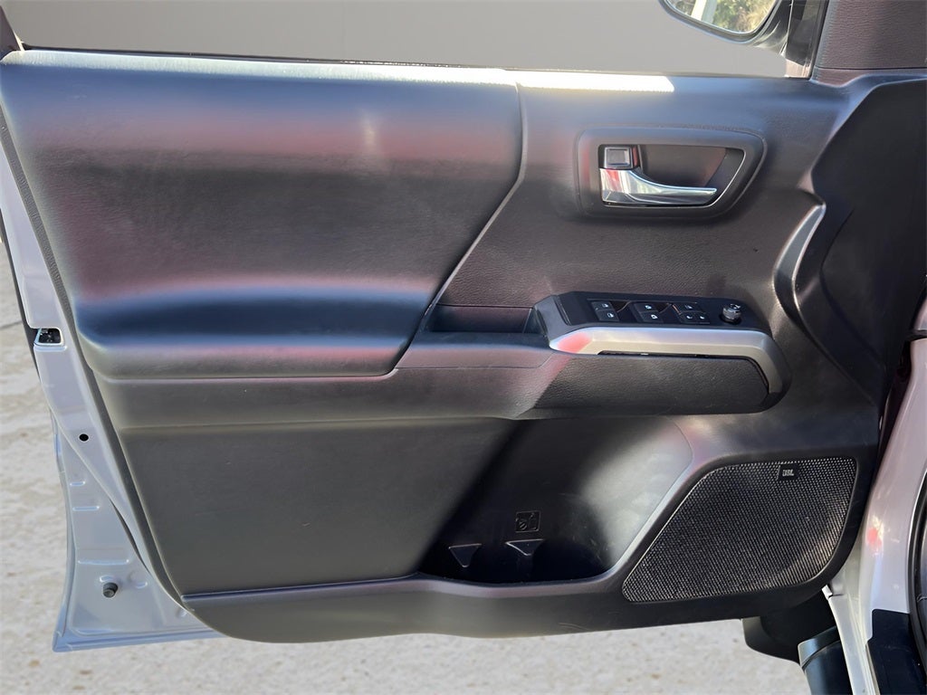 2021 Toyota Tacoma Limited V6