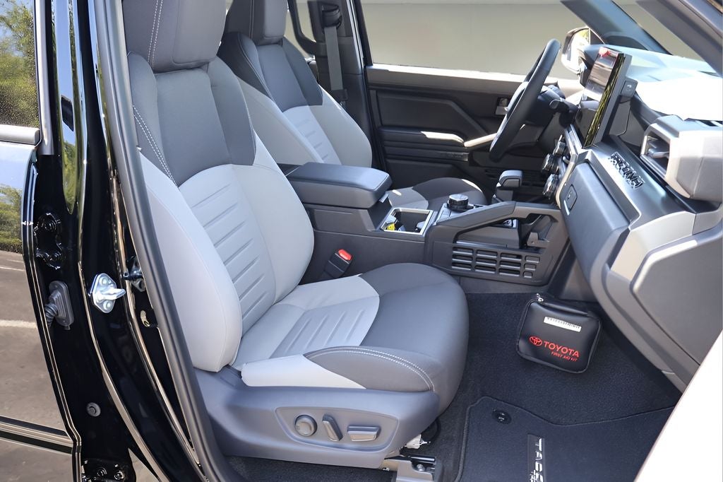 2026 Toyota Tacoma Hybrid TRD Off Road