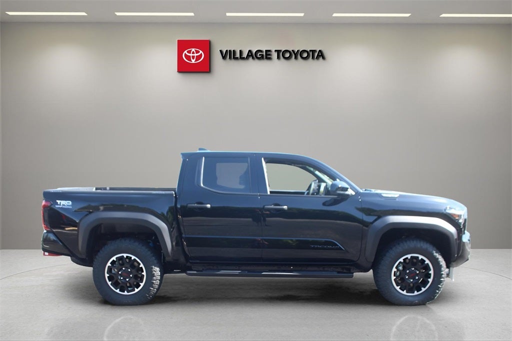 2025 Toyota Tacoma Hybrid TRD Off Road