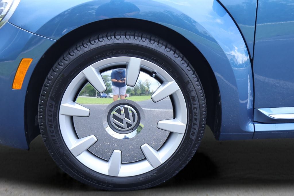 2019 Volkswagen Beetle 2.0T SE