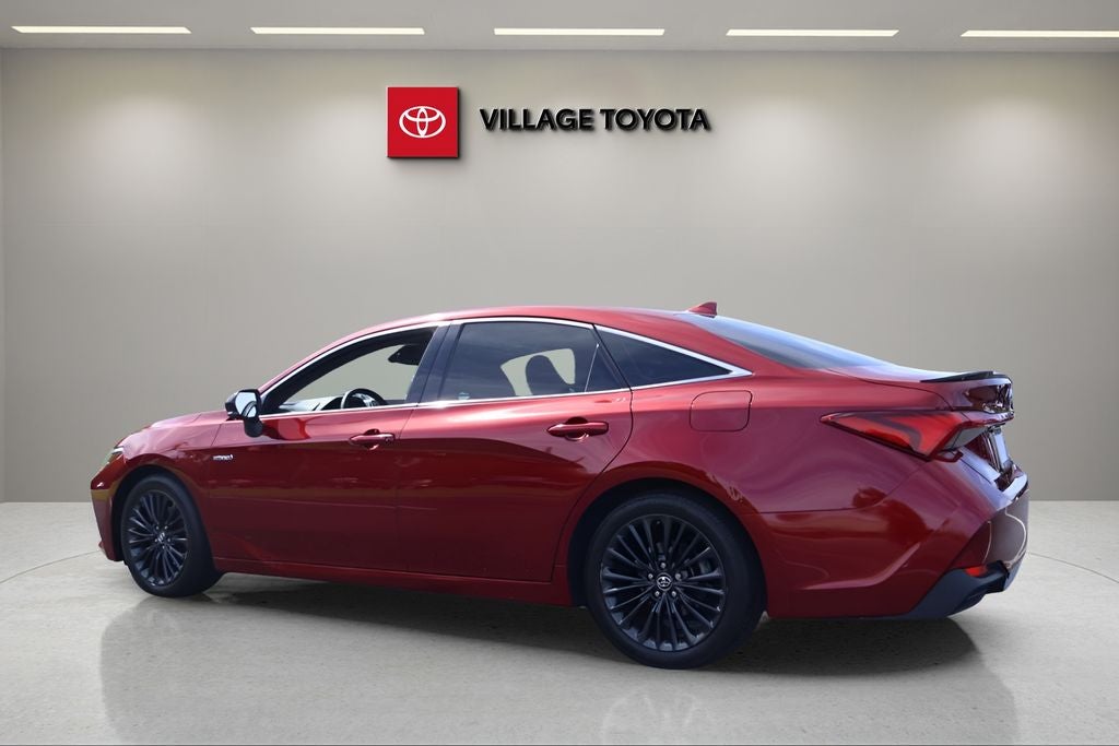 2019 Toyota Avalon Hybrid XSE