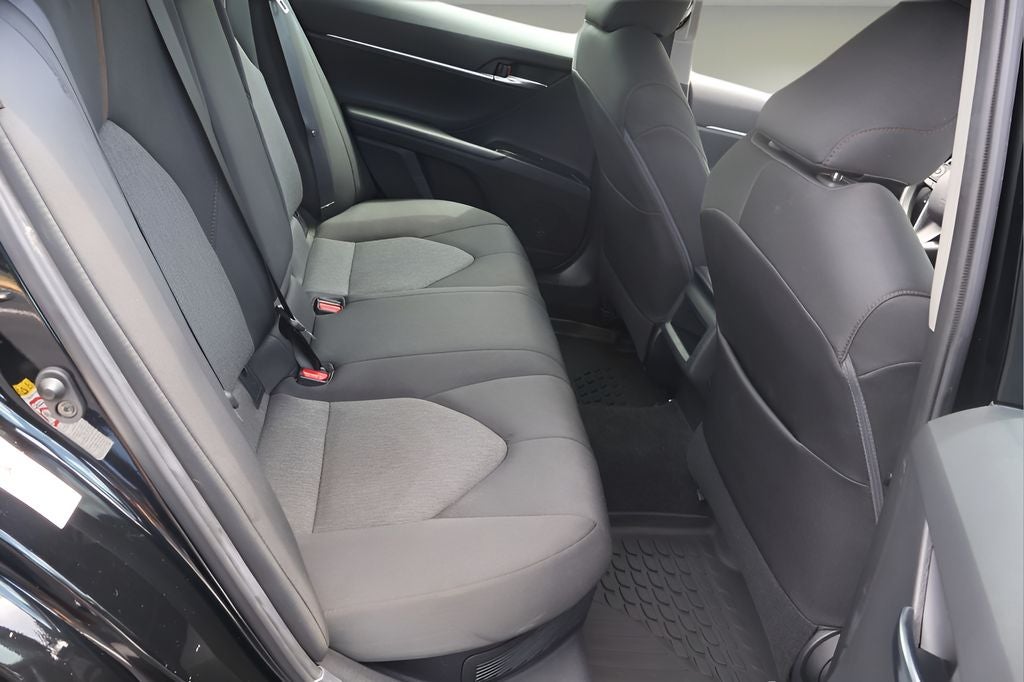 2019 Toyota Camry Hybrid LE