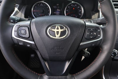 2016 Toyota Camry SE