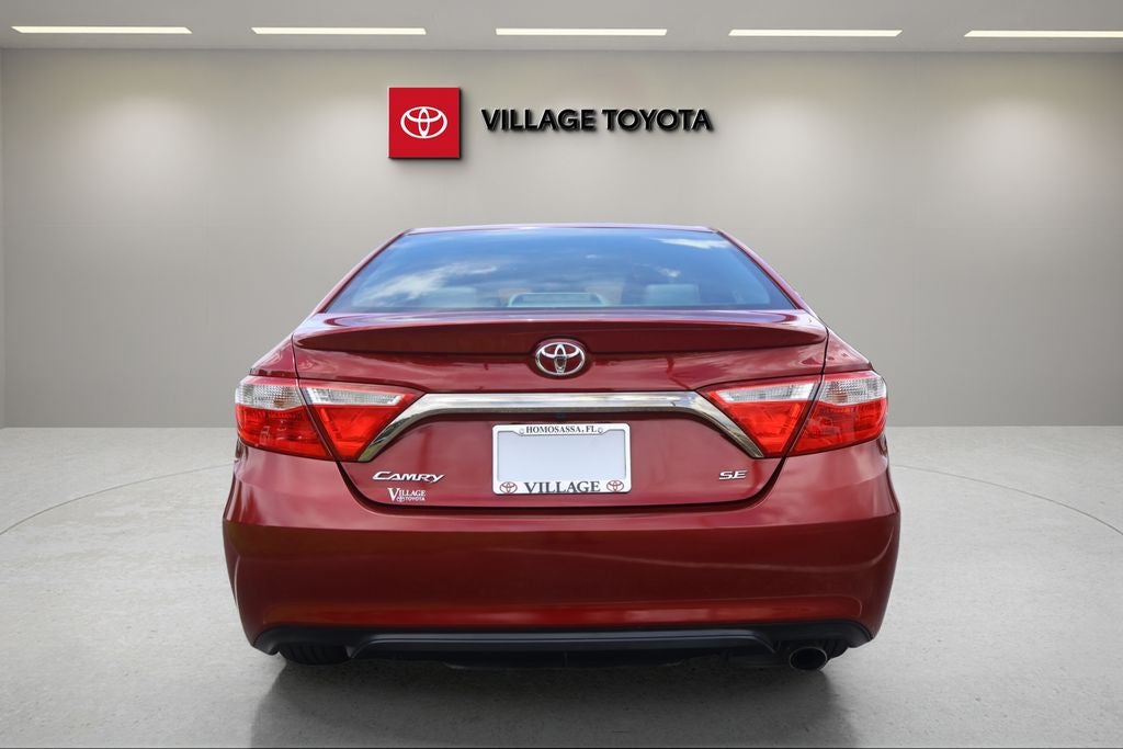 2016 Toyota Camry SE