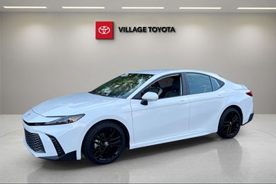 2025 Toyota Camry SE