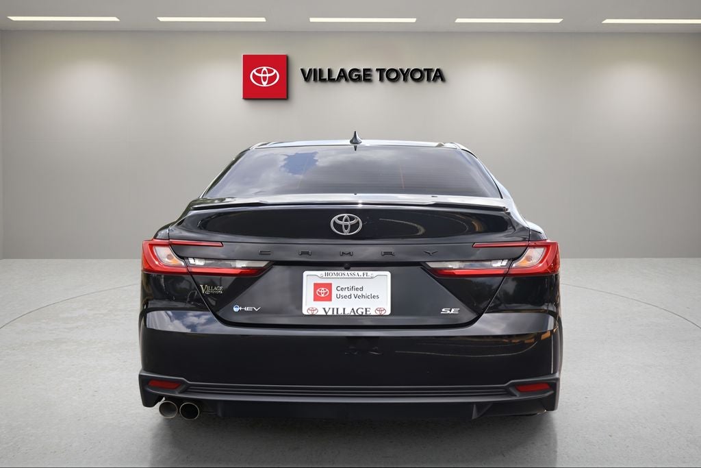 2025 Toyota Camry SE
