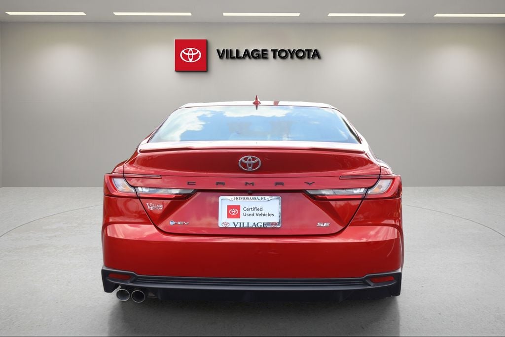 2025 Toyota Camry SE