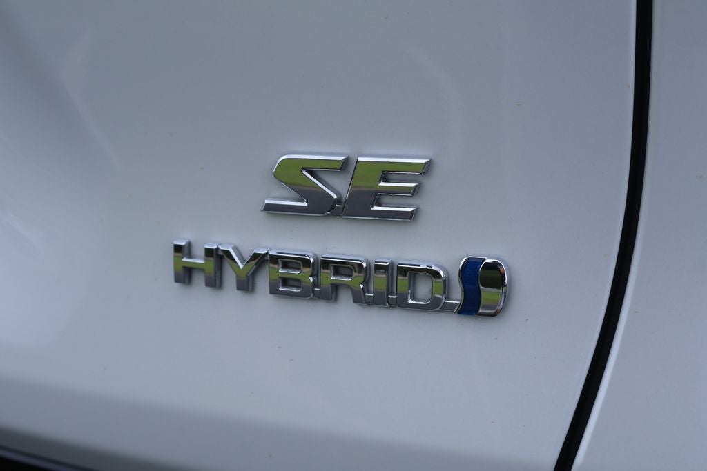 2023 Toyota RAV4 Hybrid SE
