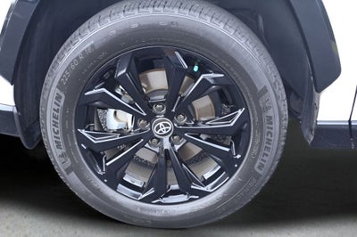 2023 Toyota RAV4 Hybrid SE