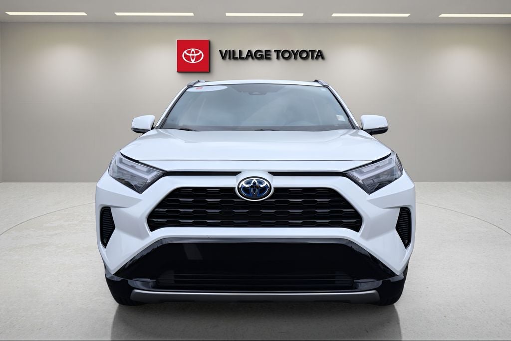2023 Toyota RAV4 Hybrid SE