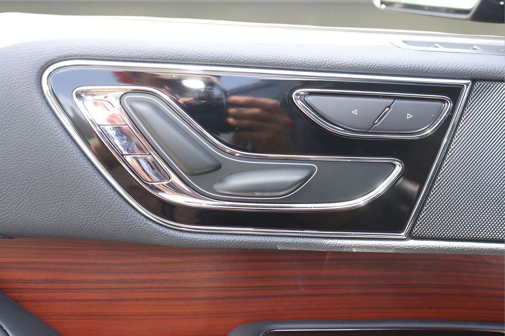 2024 Lincoln Navigator Premiere