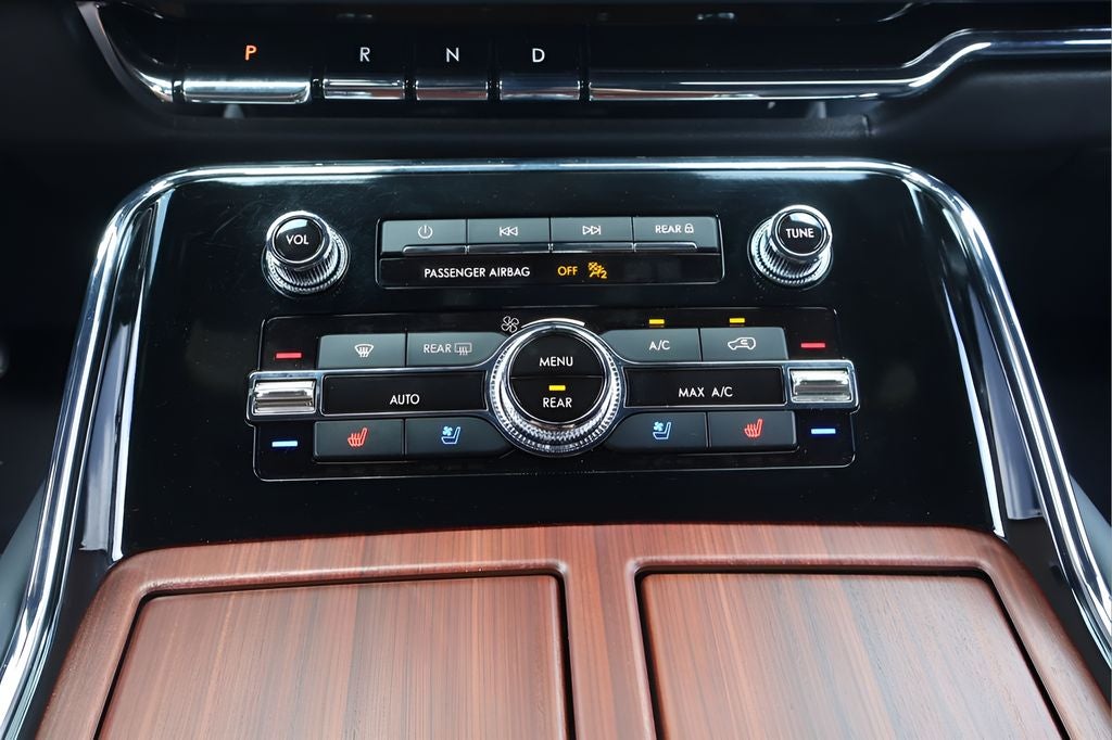 2024 Lincoln Navigator Premiere