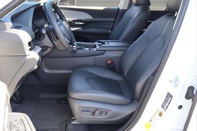 2025 Toyota Grand Highlander Platinum