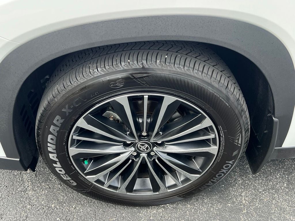 2026 Toyota Grand Highlander Hybrid MAX Platinum