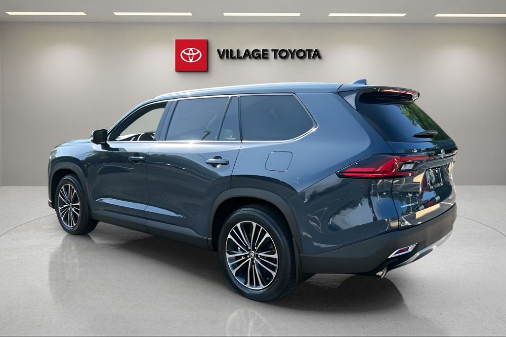 2026 Toyota Grand Highlander Hybrid Base