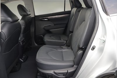 2024 Toyota Highlander Hybrid Platinum