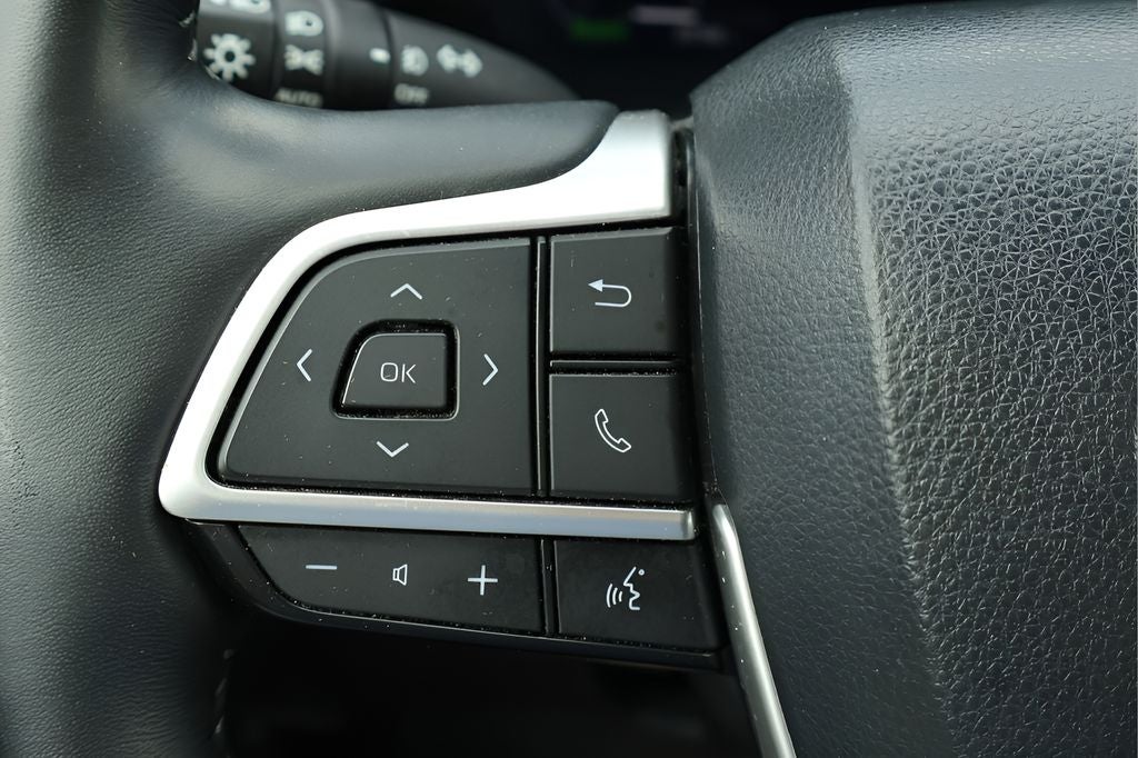 2024 Toyota Highlander Hybrid Platinum