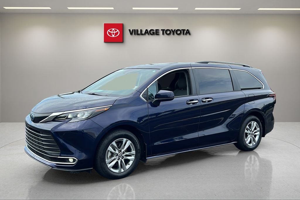 2024 Toyota Sienna XLE 7 Passenger
