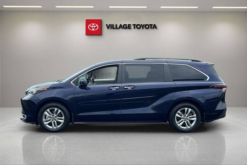 2024 Toyota Sienna XLE 7 Passenger