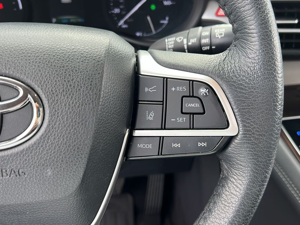 2024 Toyota Sienna XLE 7 Passenger