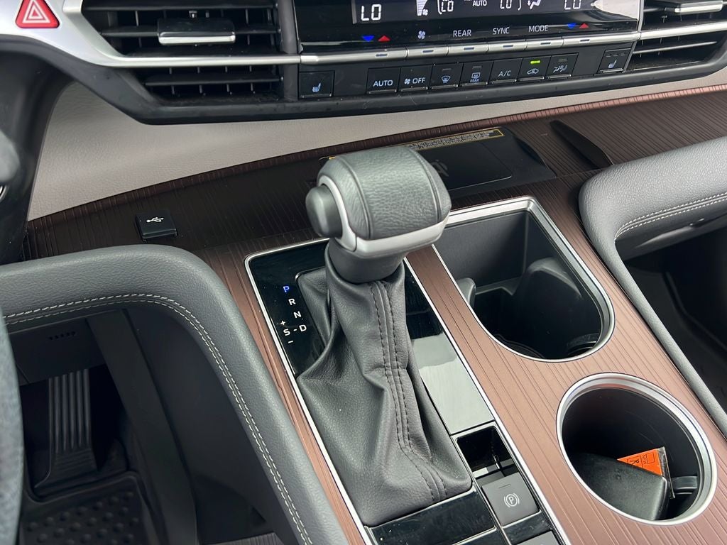 2024 Toyota Sienna XLE 7 Passenger