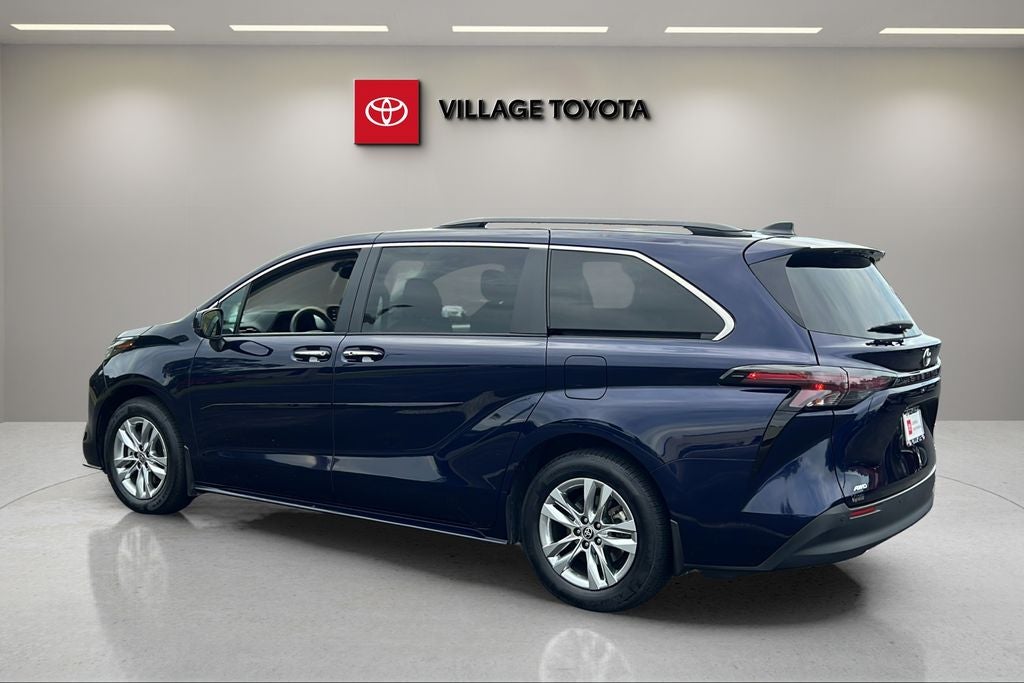 2024 Toyota Sienna XLE 7 Passenger