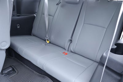 2025 Toyota Highlander Hybrid XLE