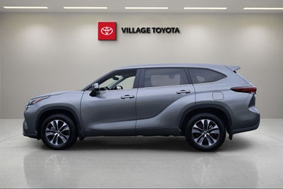 2025 Toyota Highlander Hybrid XLE