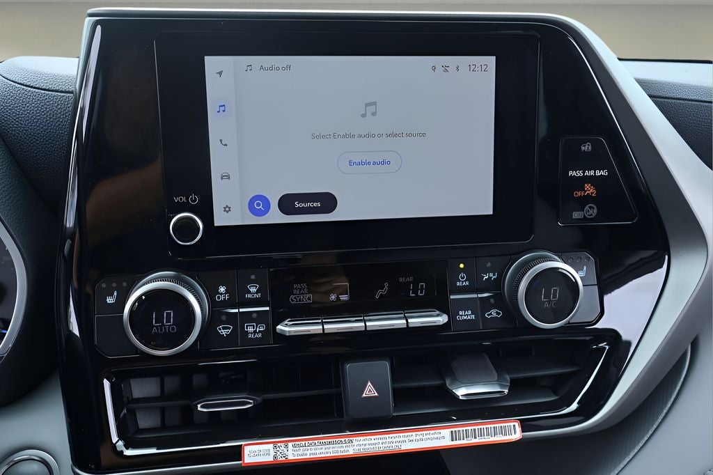 2025 Toyota Highlander Hybrid XLE