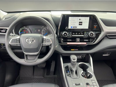 2026 Toyota Highlander Hybrid XLE