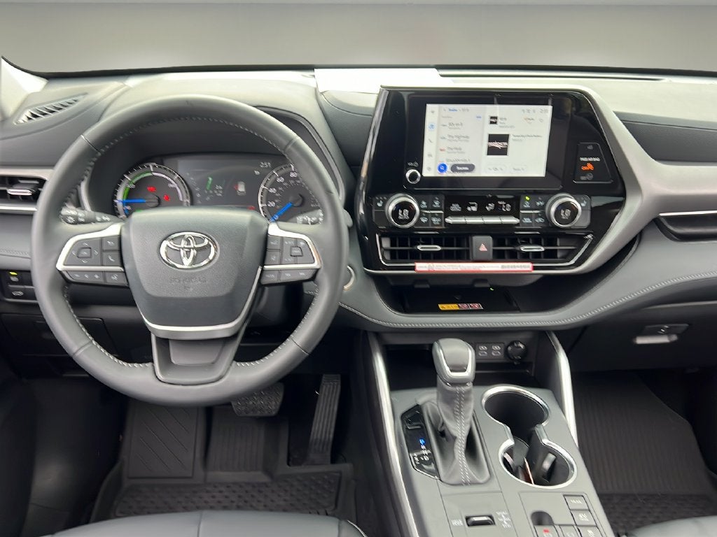 2026 Toyota Highlander Hybrid XLE