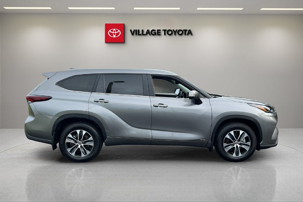 2026 Toyota Highlander Hybrid XLE