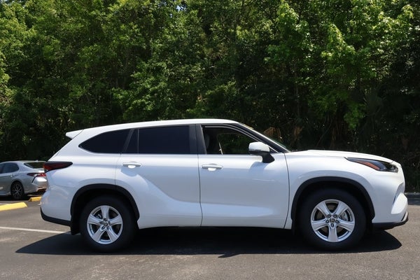 2024 Toyota Highlander LE in Clearwater, FL - Dimmitt Automotive Group