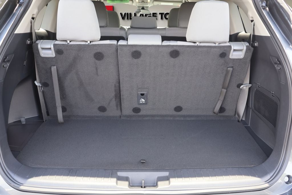2025 Toyota Highlander LE