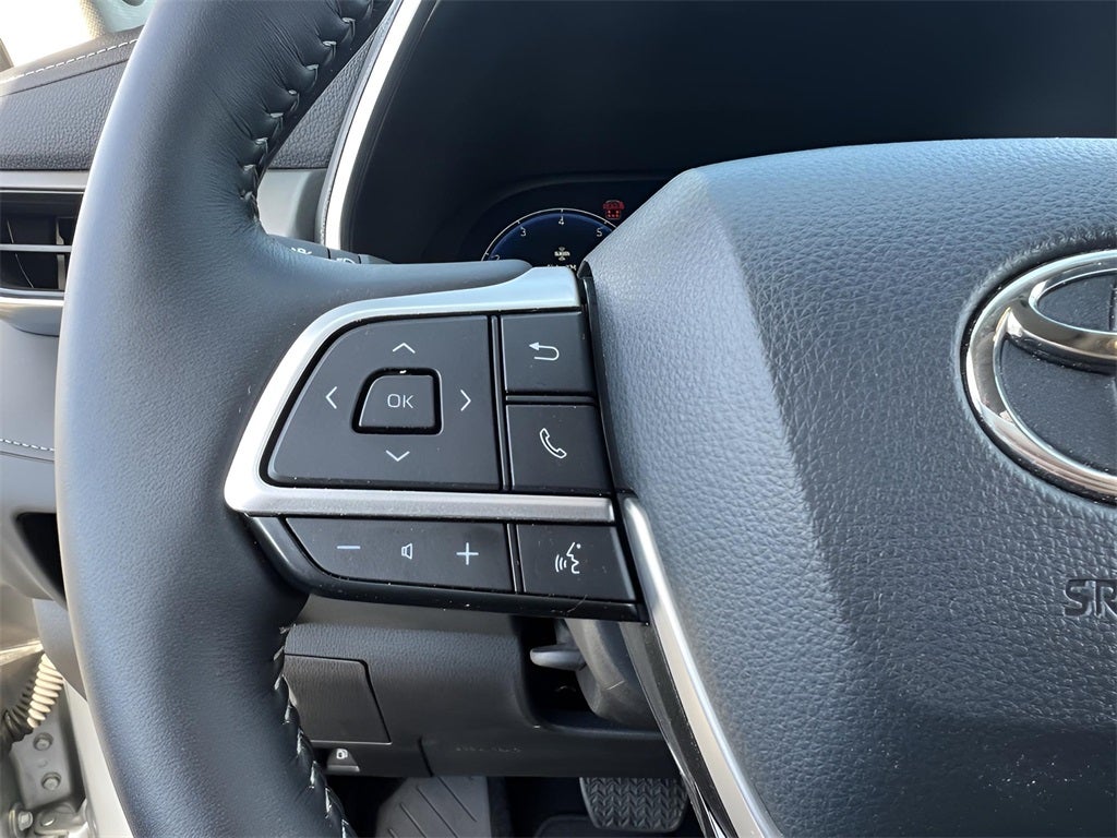 2025 Toyota Highlander Limited