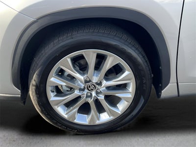 2025 Toyota Highlander Limited