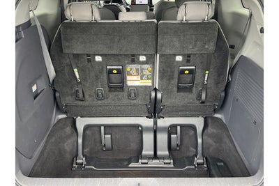 2021 Toyota Sienna LE 8 Passenger