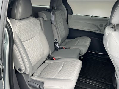 2021 Toyota Sienna LE 8 Passenger