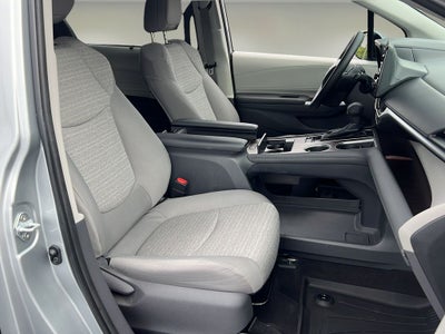2021 Toyota Sienna LE 8 Passenger