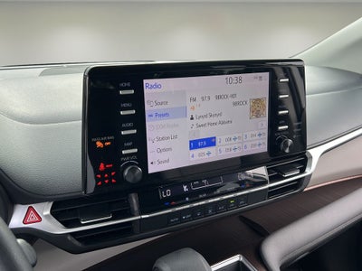 2021 Toyota Sienna LE 8 Passenger