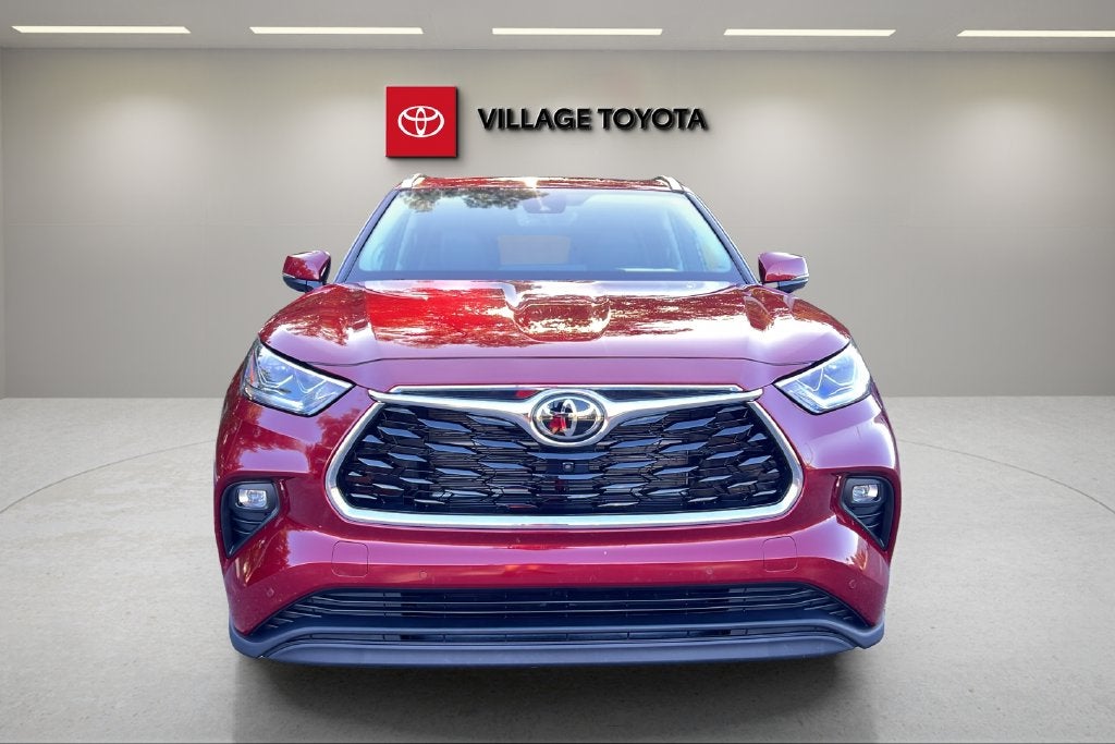 2026 Toyota Highlander Hybrid Limited