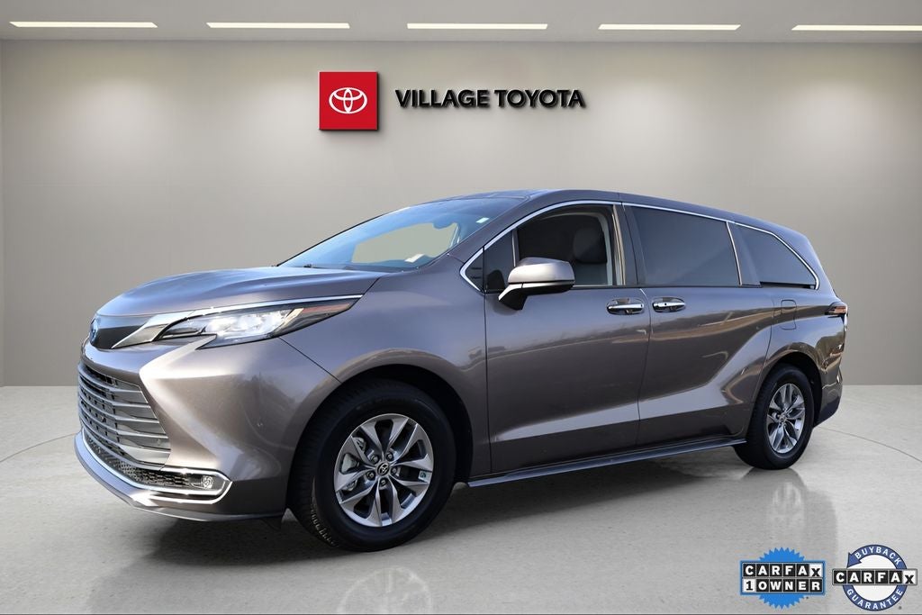 2023 Toyota Sienna XLE