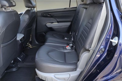 2022 Toyota Highlander Hybrid LE