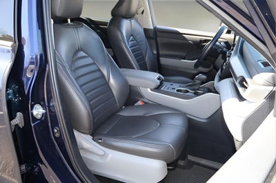 2022 Toyota Highlander Hybrid LE